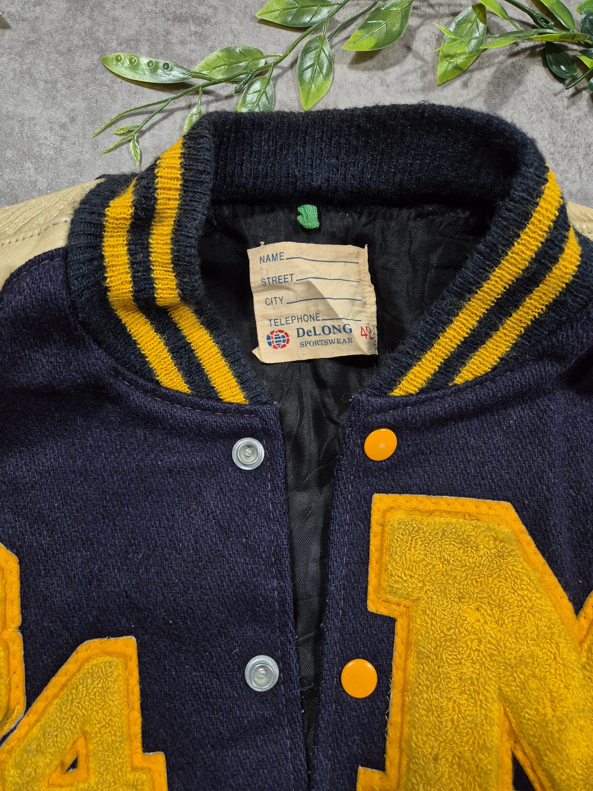 Vintage DeLong Varsity Jacket (M) 80s 90s College Lederärmel Letterman Y2K