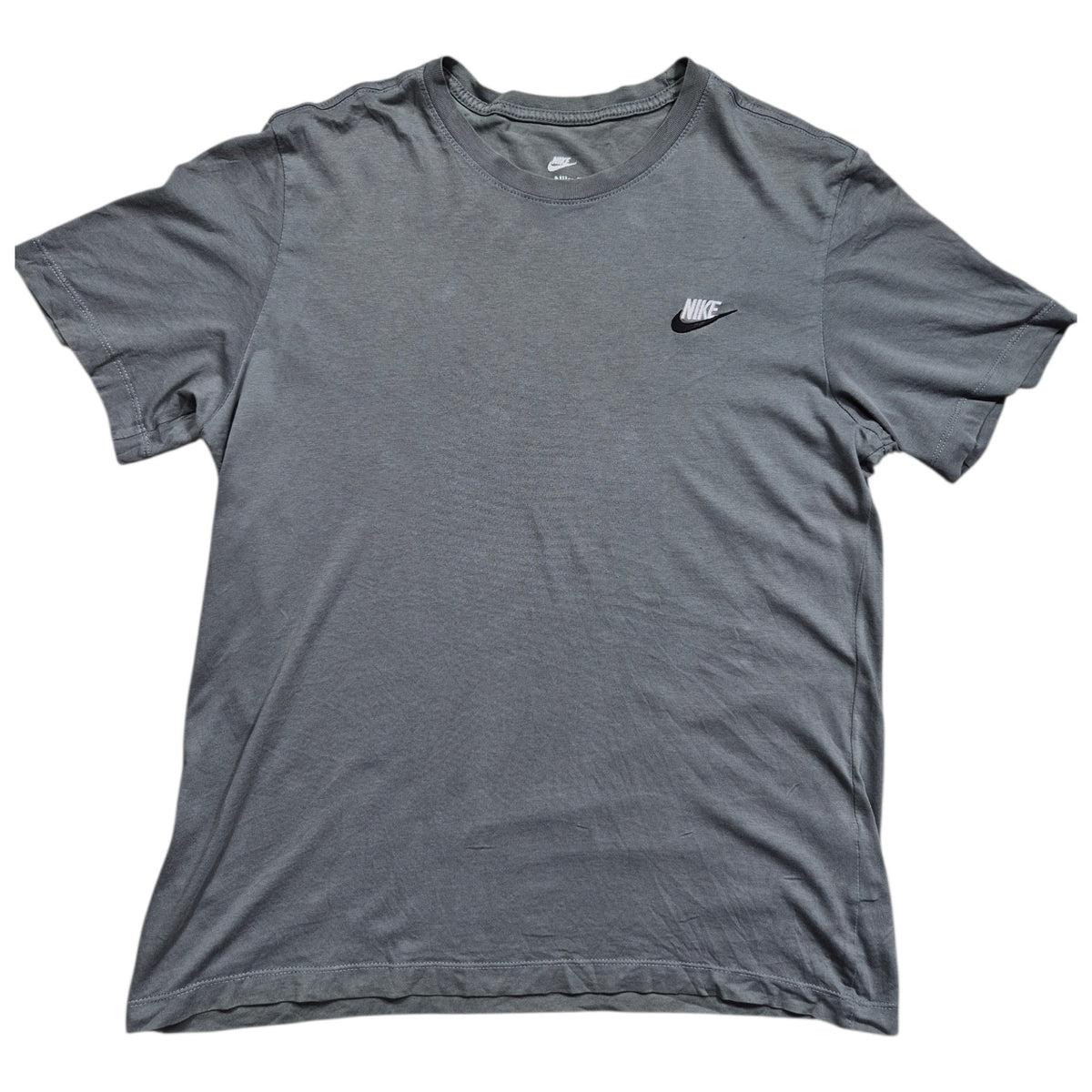 Nike Sportswear Club T-Shirt Herren (M) Grau Swoosh Logo Baumwolle