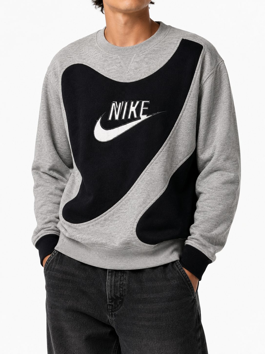 Nike Reworked Sweater Grey Black Vintage (L)