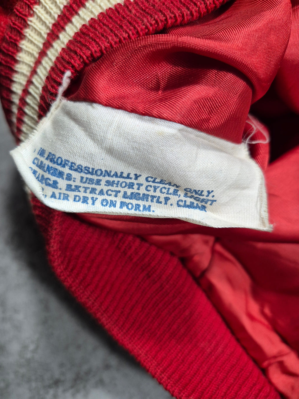 Vintage Butwin Varsity Jacket (M) Rot Collegejacke Liberty Soccer 70s 80s Letterman